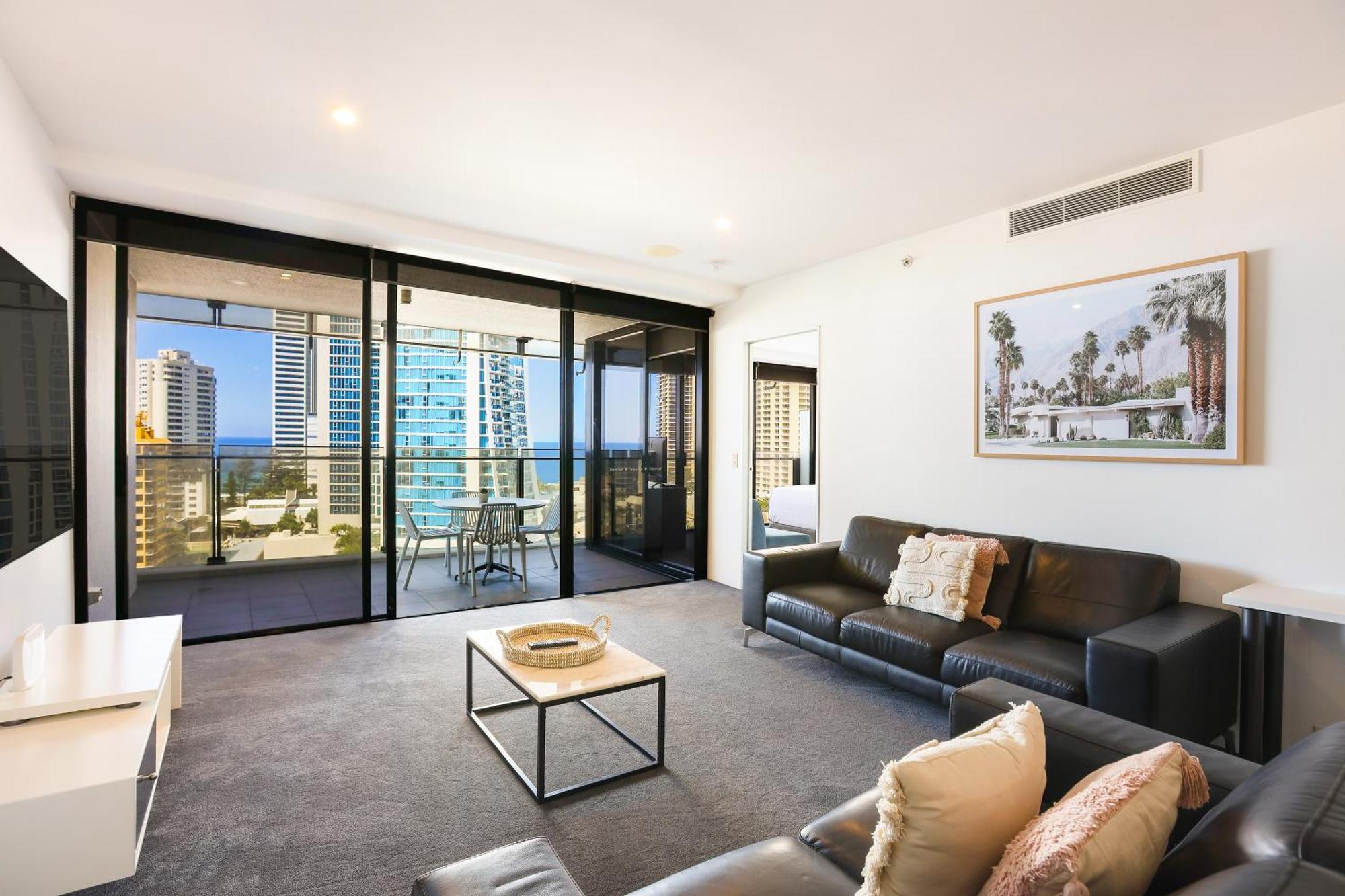 Circle On Cavill 2, 3, 4 & 5 Bedroom Skyhomes & Sub Penthouses By Gold Coast Holidays Eksteriør bilde