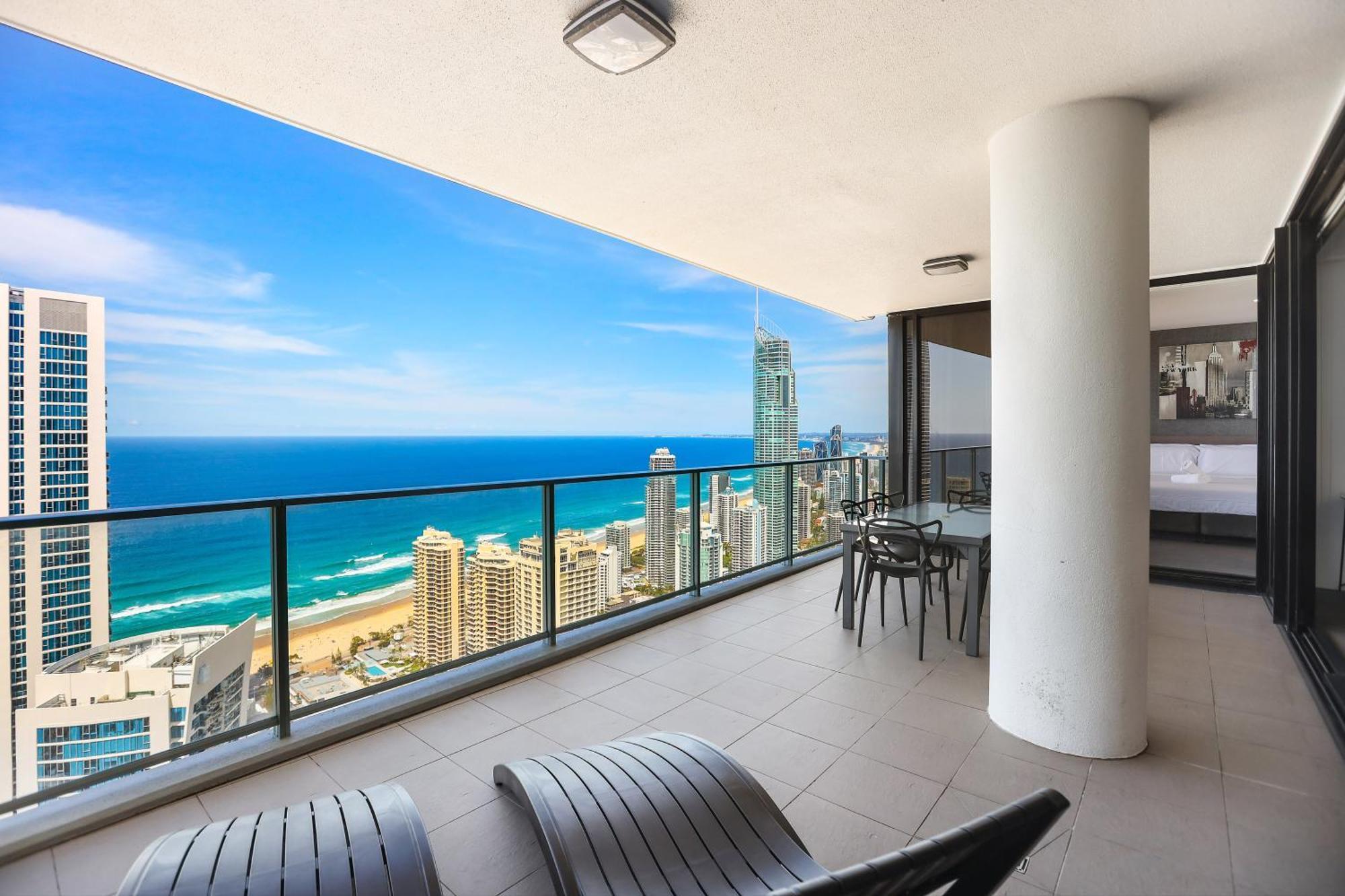 Circle On Cavill 2, 3, 4 & 5 Bedroom Skyhomes & Sub Penthouses By Gold Coast Holidays Eksteriør bilde