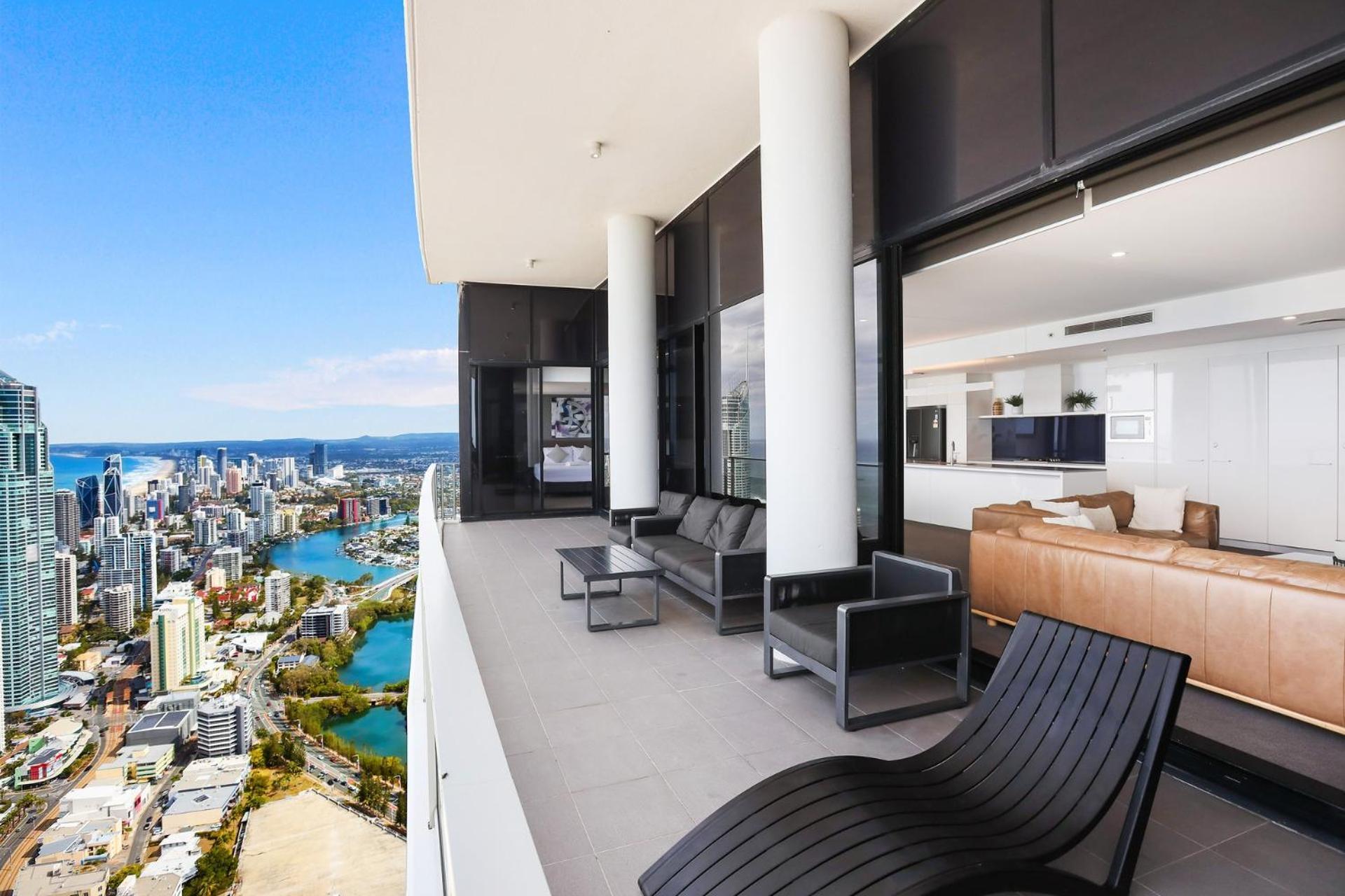 Circle On Cavill 2, 3, 4 & 5 Bedroom Skyhomes & Sub Penthouses By Gold Coast Holidays Eksteriør bilde