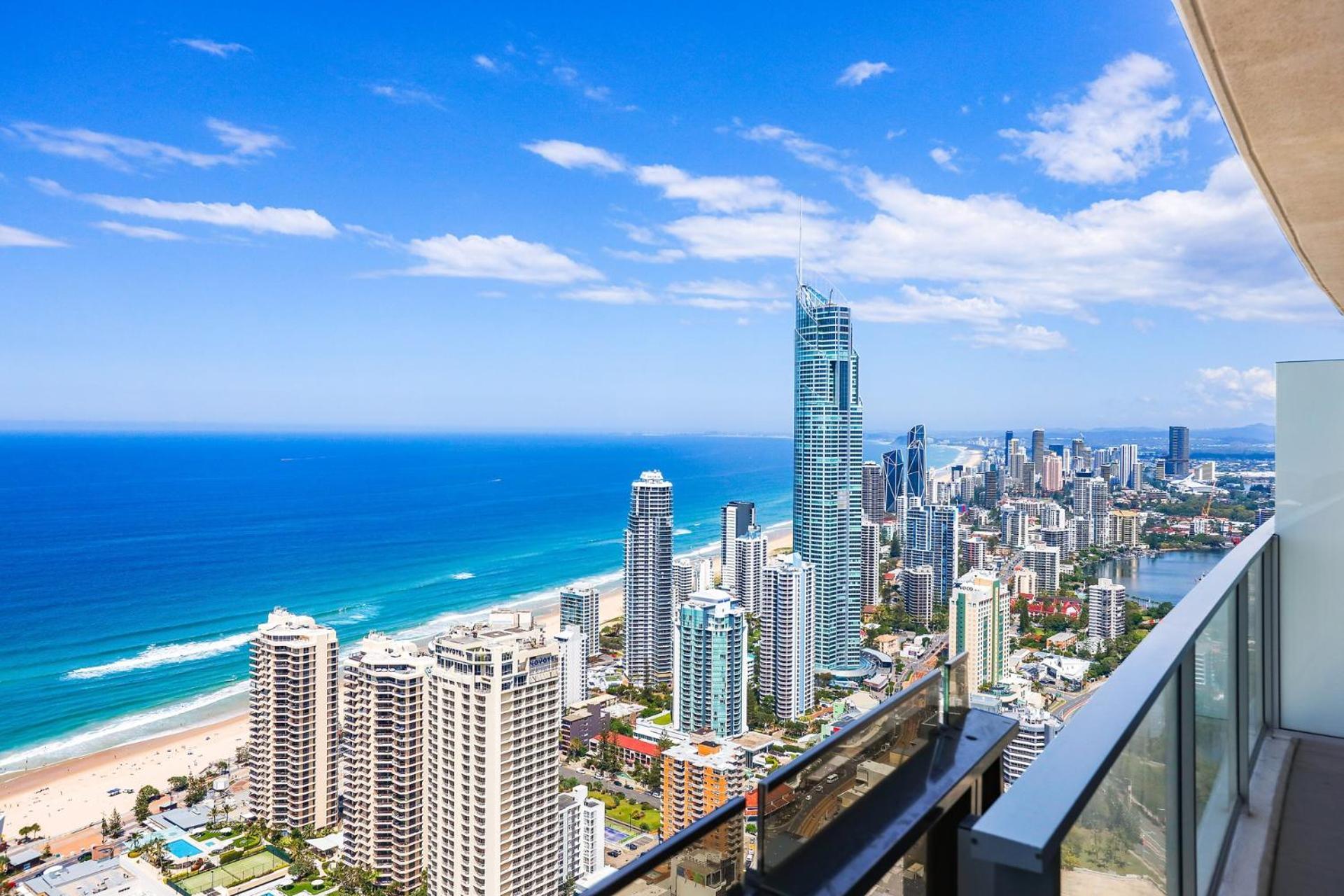 Circle On Cavill 2, 3, 4 & 5 Bedroom Skyhomes & Sub Penthouses By Gold Coast Holidays Eksteriør bilde