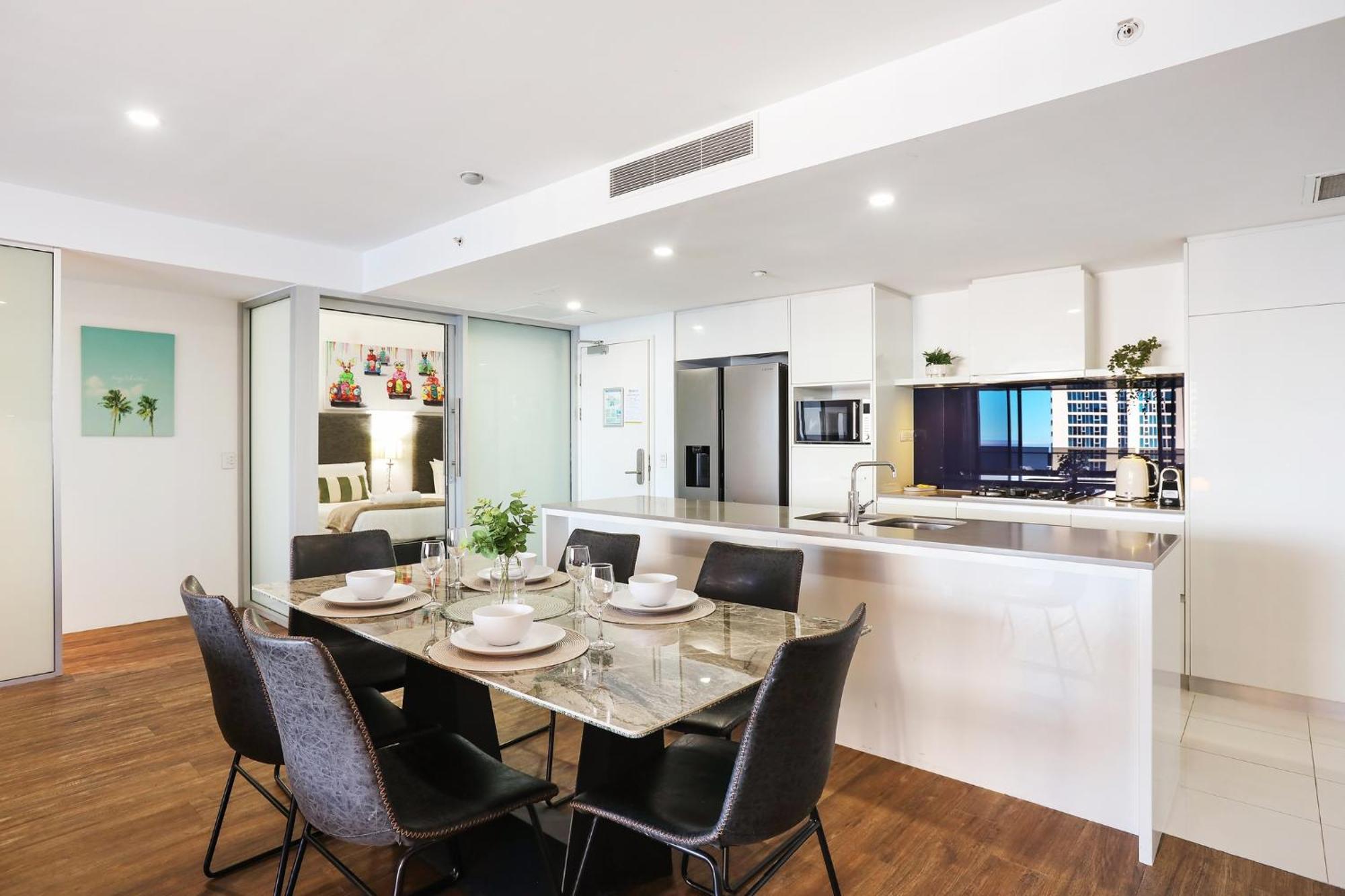 Circle On Cavill 2, 3, 4 & 5 Bedroom Skyhomes & Sub Penthouses By Gold Coast Holidays Eksteriør bilde