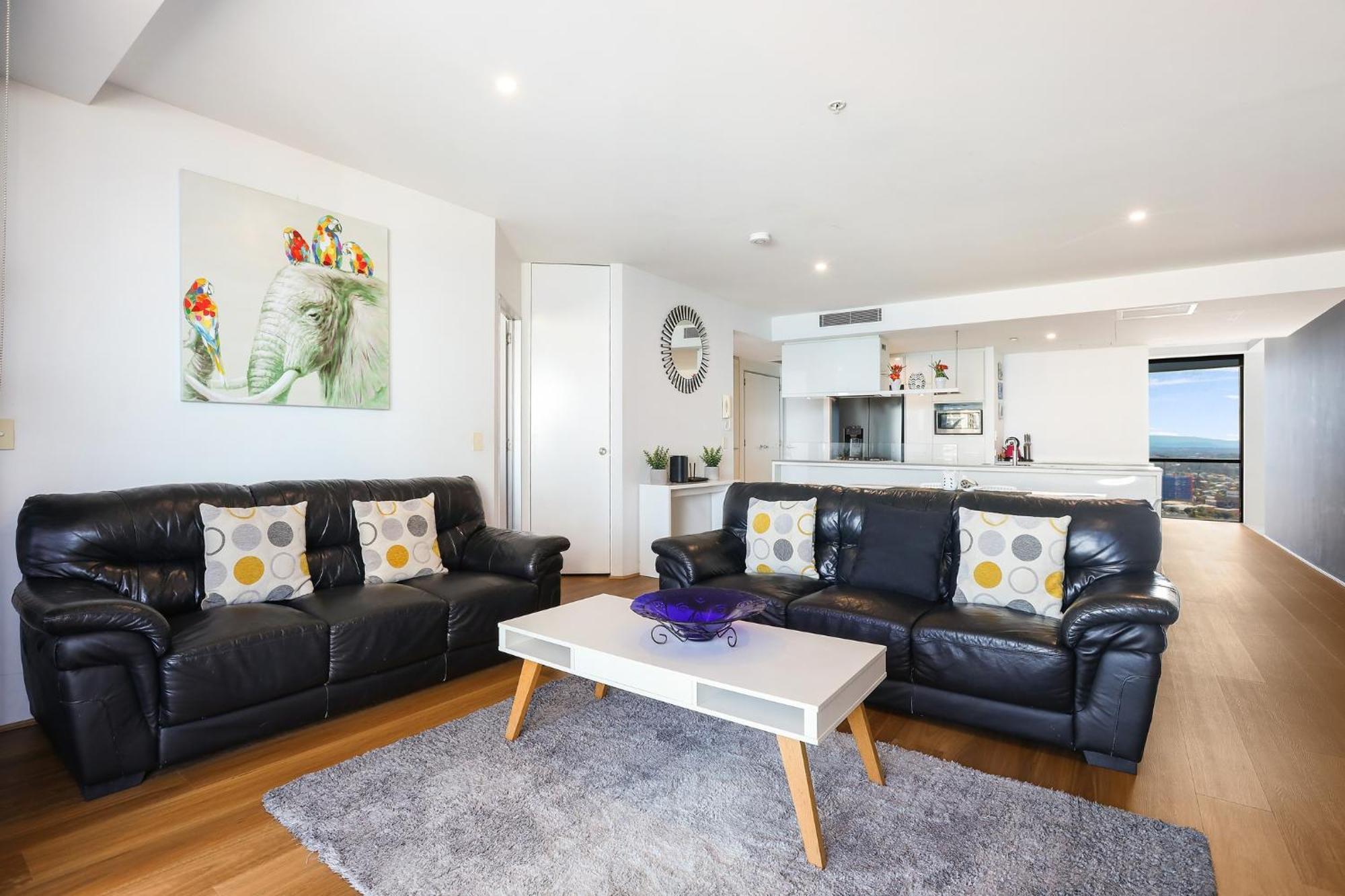 Circle On Cavill 2, 3, 4 & 5 Bedroom Skyhomes & Sub Penthouses By Gold Coast Holidays Eksteriør bilde