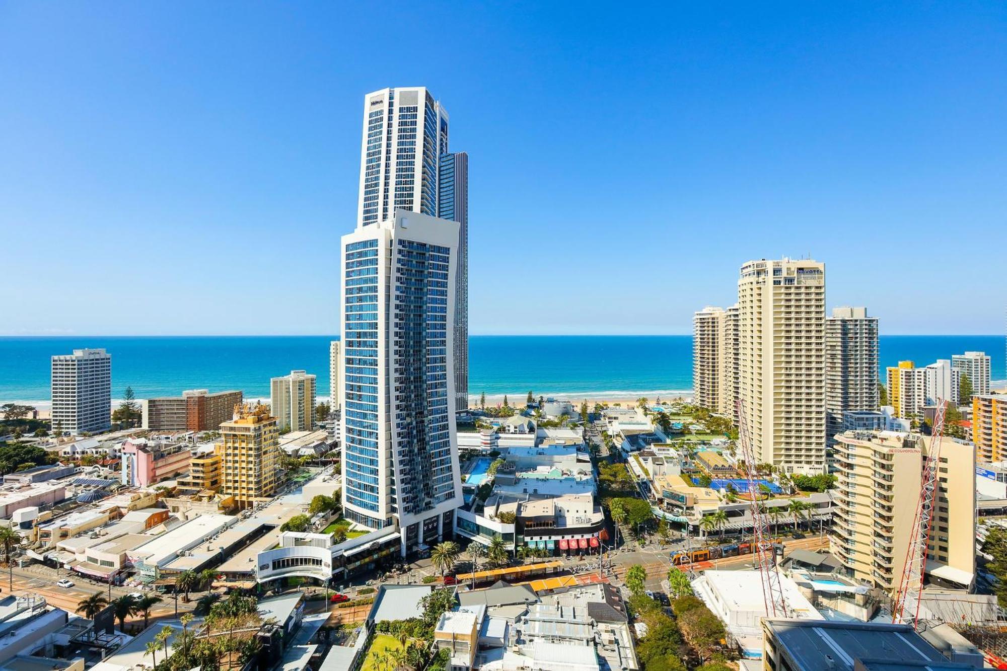 Circle On Cavill 2, 3, 4 & 5 Bedroom Skyhomes & Sub Penthouses By Gold Coast Holidays Eksteriør bilde