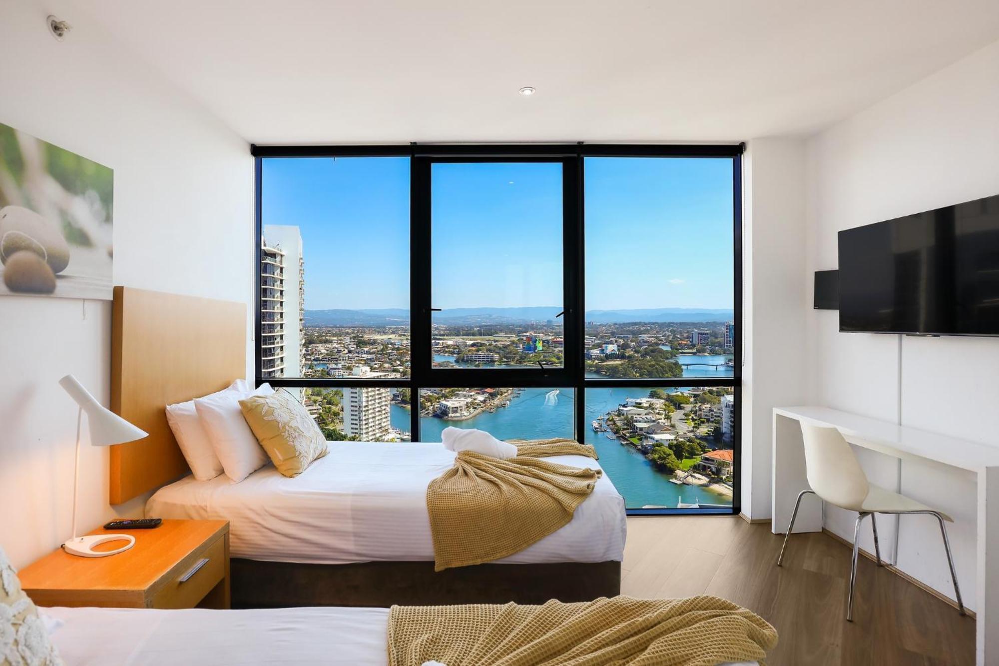 Circle On Cavill 2, 3, 4 & 5 Bedroom Skyhomes & Sub Penthouses By Gold Coast Holidays Eksteriør bilde