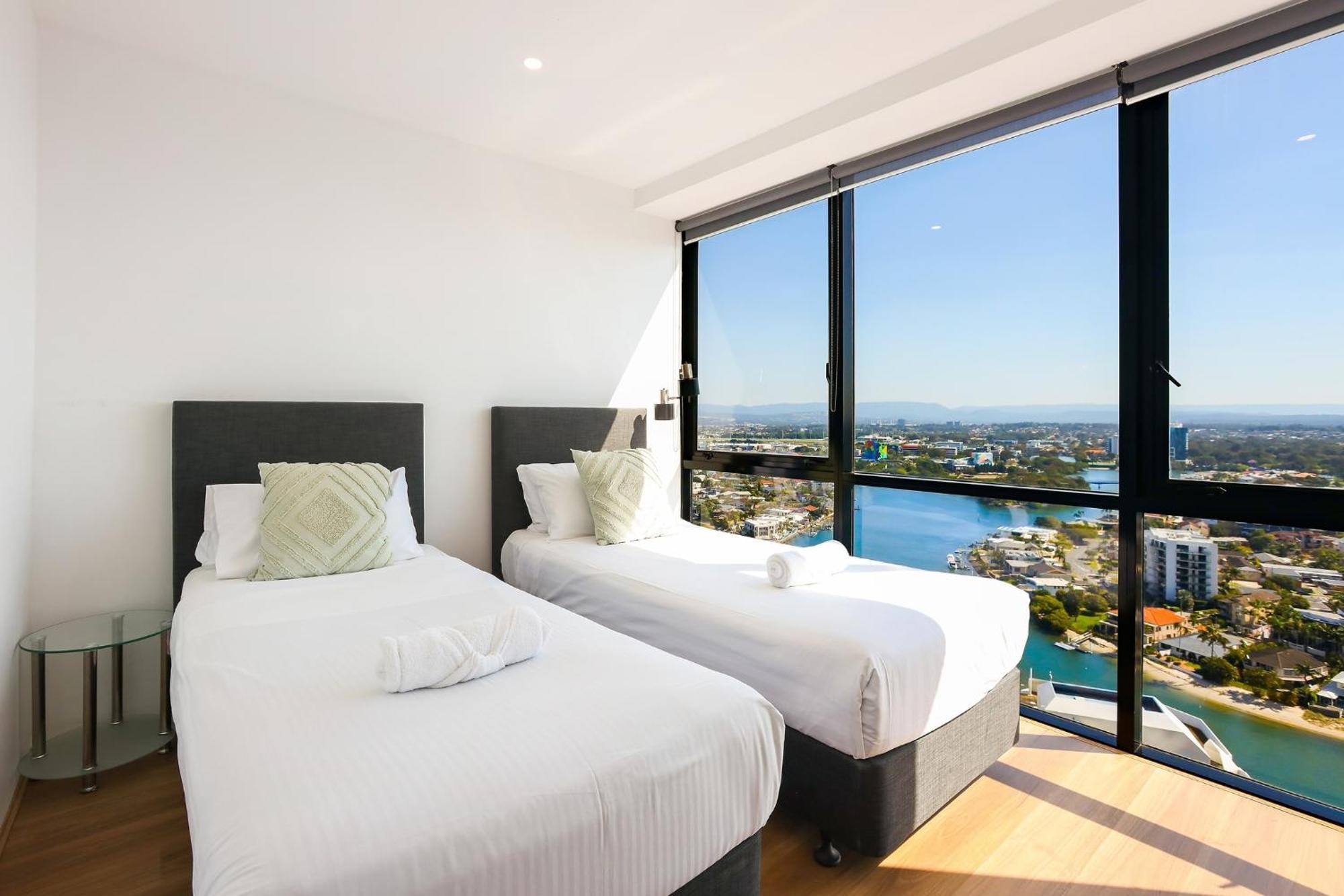 Circle On Cavill 2, 3, 4 & 5 Bedroom Skyhomes & Sub Penthouses By Gold Coast Holidays Eksteriør bilde